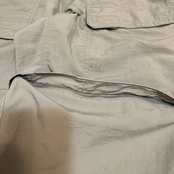 The North Face Men’s Convertible Hiking Pants Sz M Khaki Zip-Off Cargo Outdoor - Picture 4 of 11